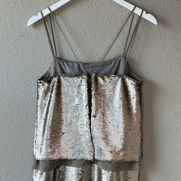Banana Republic Pewter Sequin Layered Spaghetti Strap Mini Dress Size 6 - Picture 10 of 16